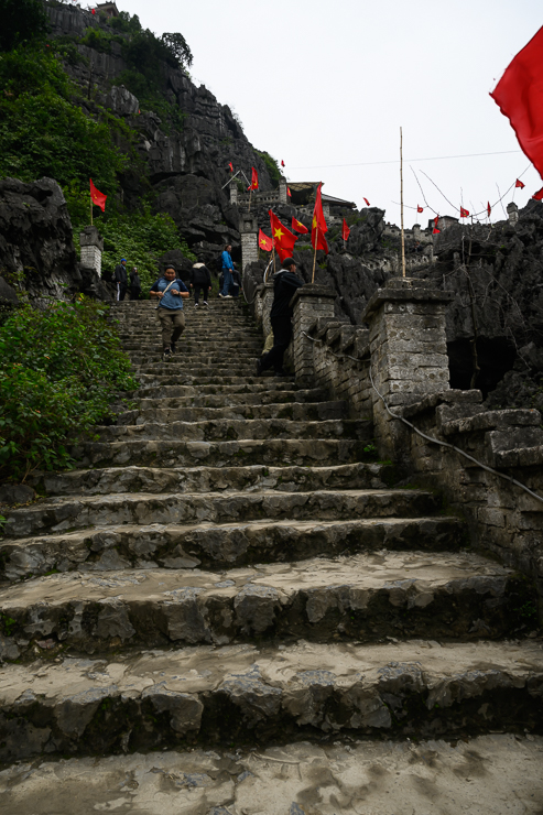 Ninh Binh: Boats, Temples, and Stunning Views