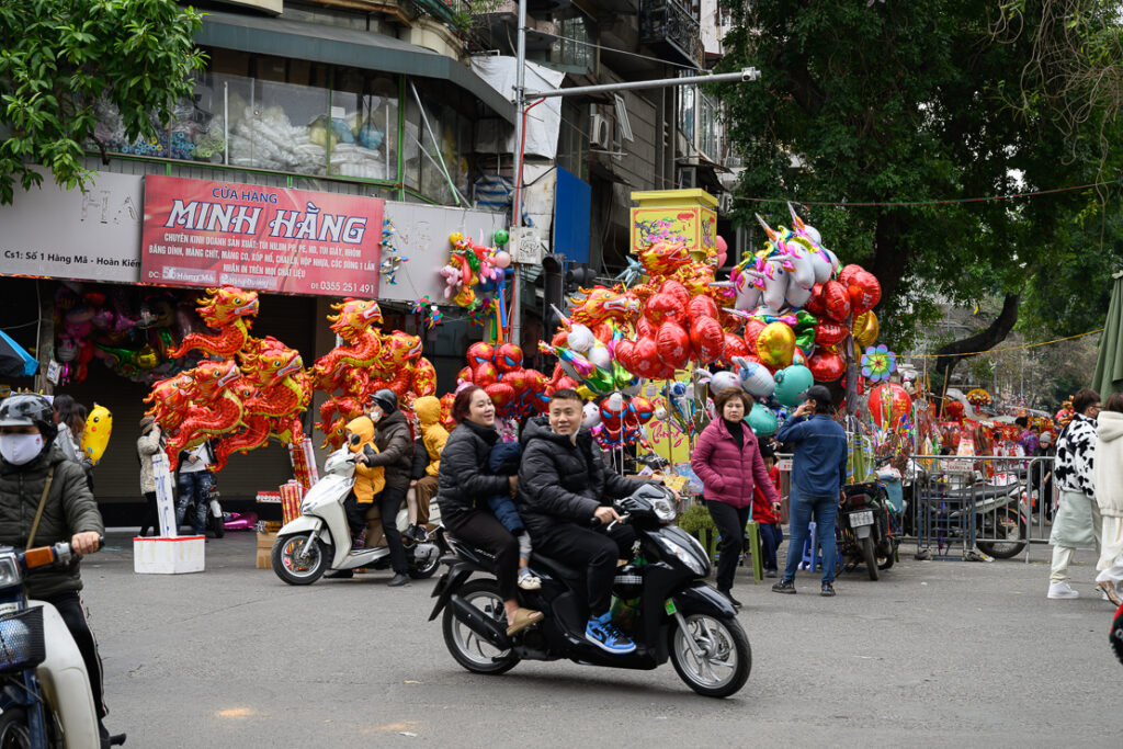 Hanoi: Old Quarter, Museum, Monuments, Markets