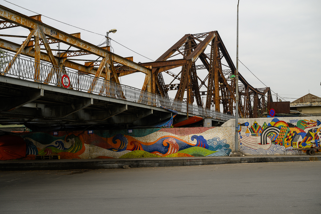 Hanoi: Old Quarter, Long Bien Bridge