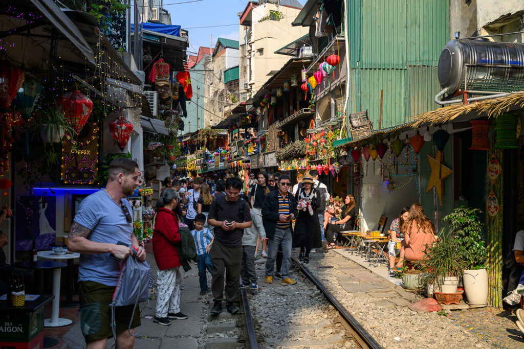 Hanoi: Old Quarter, Museum, Monuments, Markets
