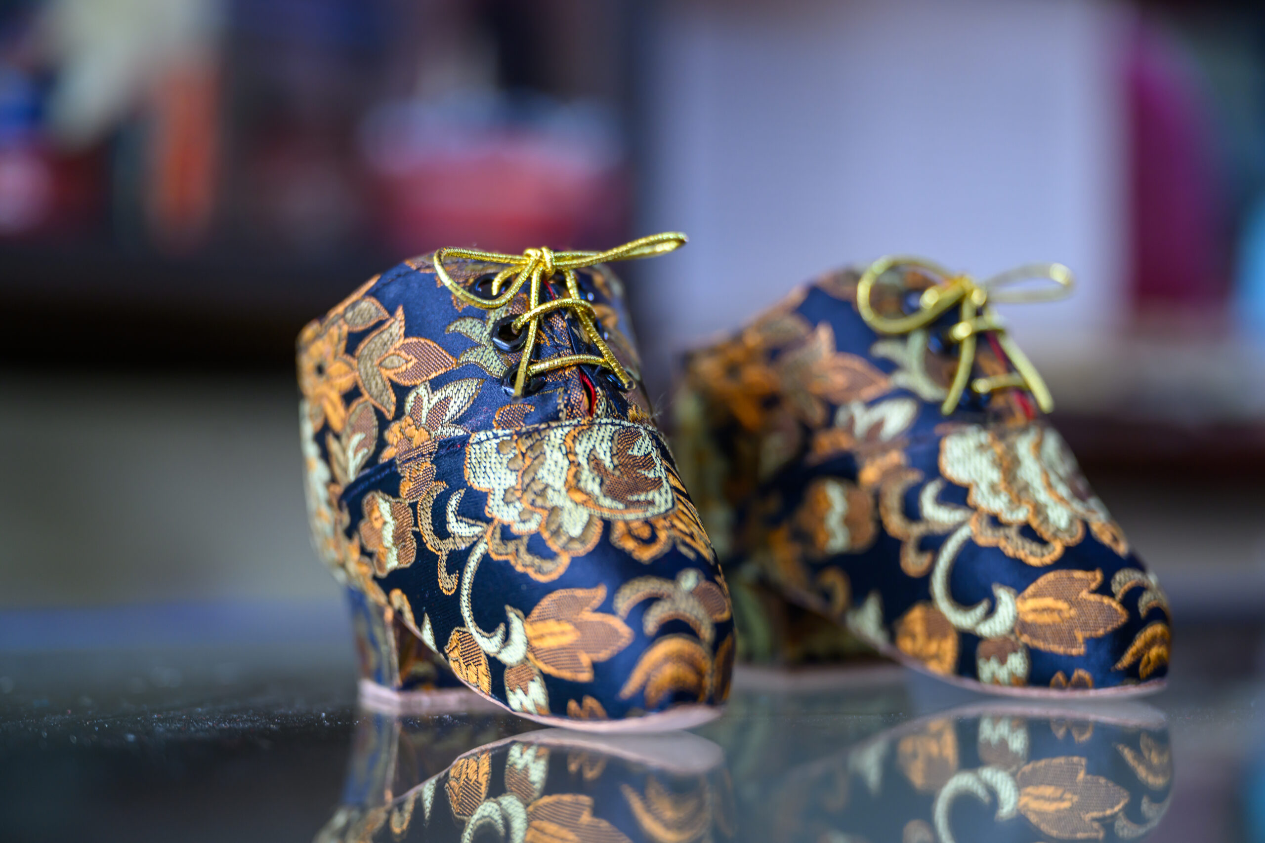 Wah Aik Shoemaker, bound foot shoemaker, Melaka